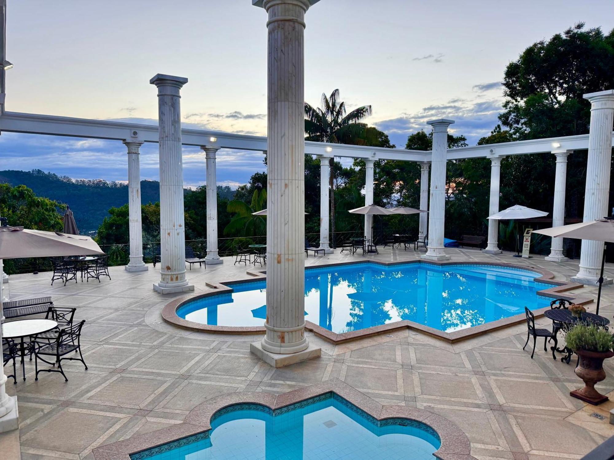 Aroso Paco Hotel Pedra Azul  Bagian luar foto The swimming pool at the hotel